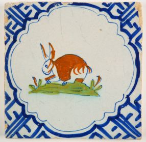 Antique Delft tile with a polychrome hare in Wanli, 17th century
