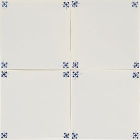 PCM-03 Spider Corner motifs Delft tiles painted in classib blue on our Poarte H base shade. 