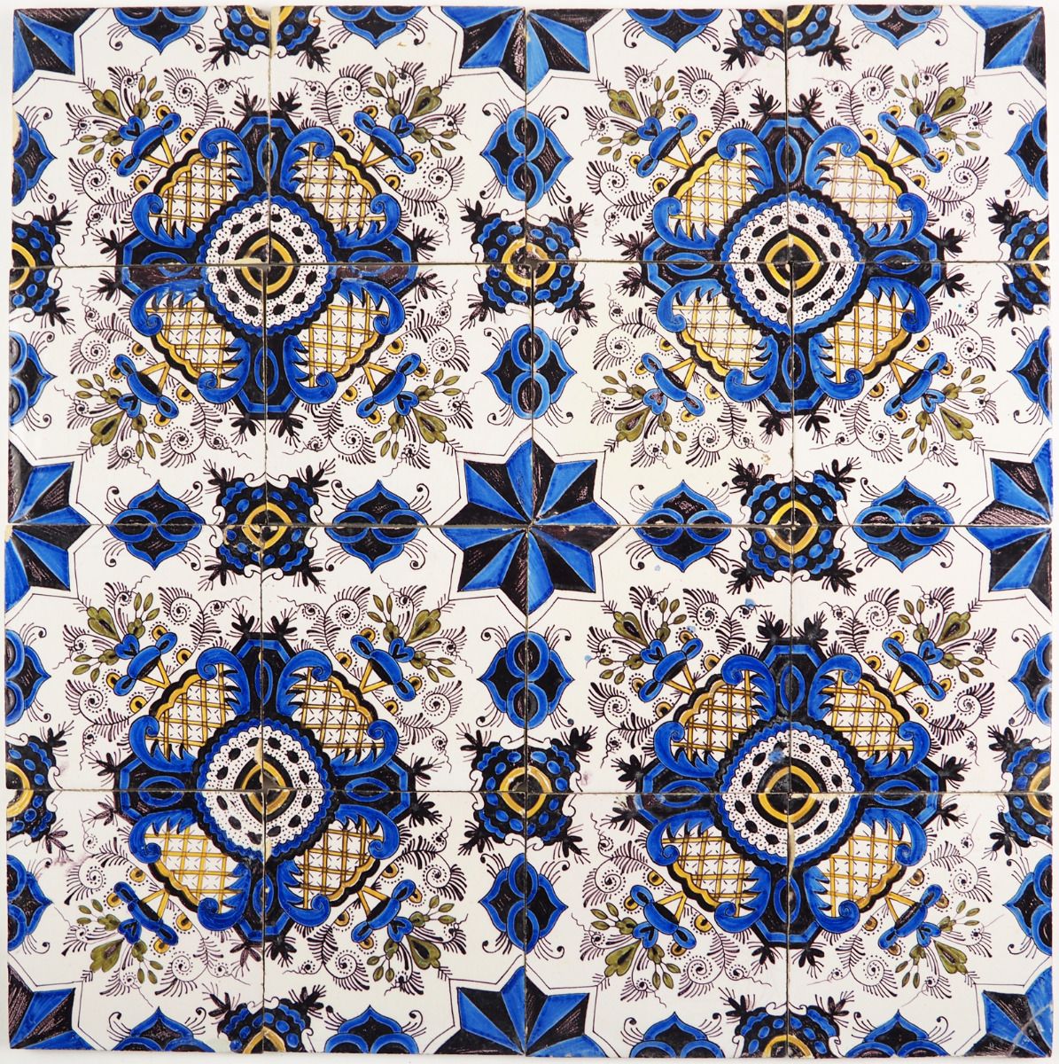 antique motif.。.:♡* antique_delft_polychrome_ornam
