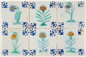 Set of six small sized antique Delft wall tiles with polychrome flowers, 17th century
