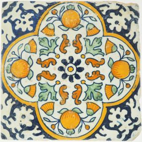 Antique Delft polychrome pompadour ornament tile, 17th century