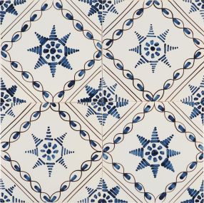 Hand-painted Delft ornamental tiles with chain stars pattern, in blue and manganese P-59