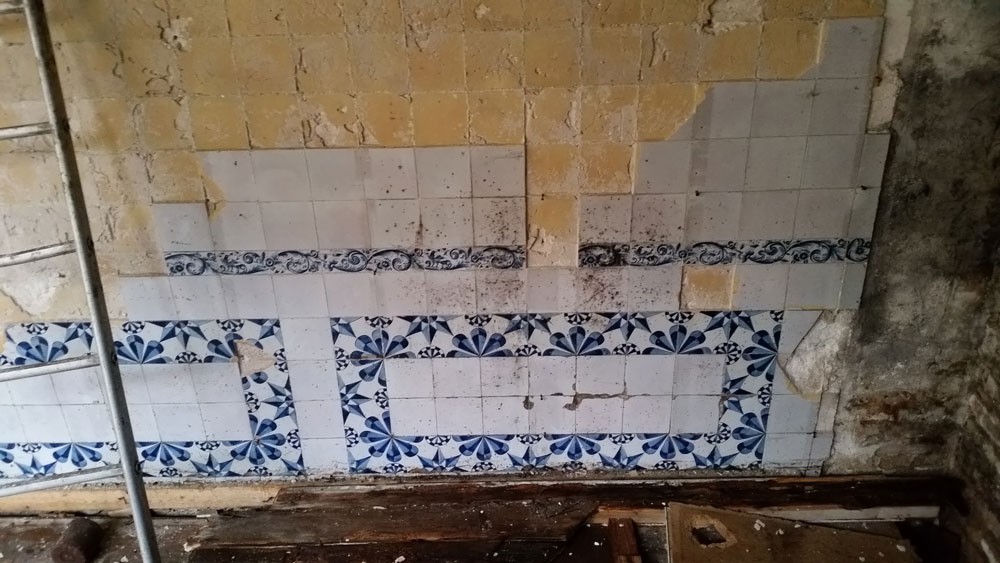 Original installation of 18th century Delft tiles