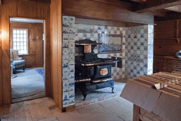 Dary Hall's project house with Delft tiles
